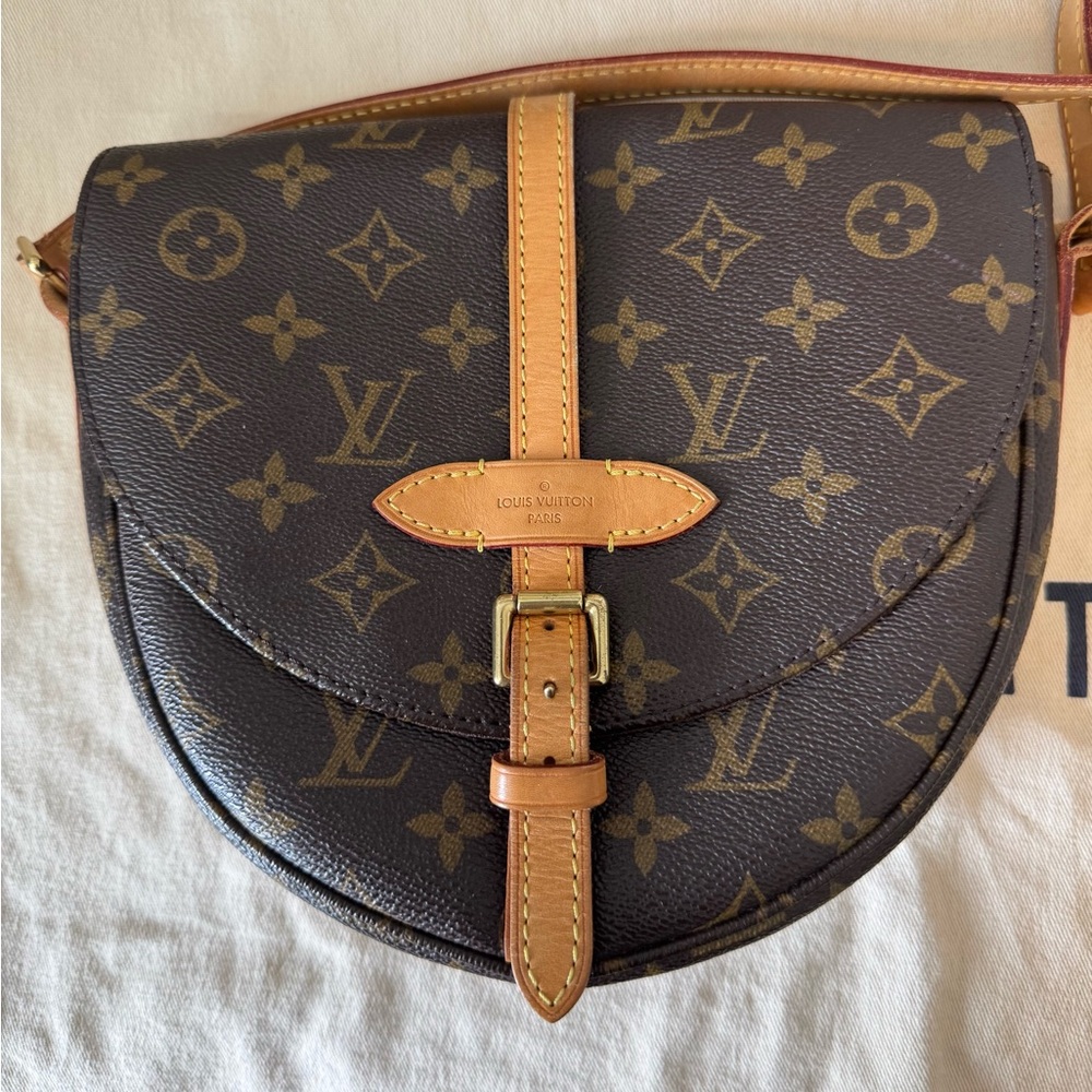 Louis Vuitton Monogram Canvas Chantilly Pm.